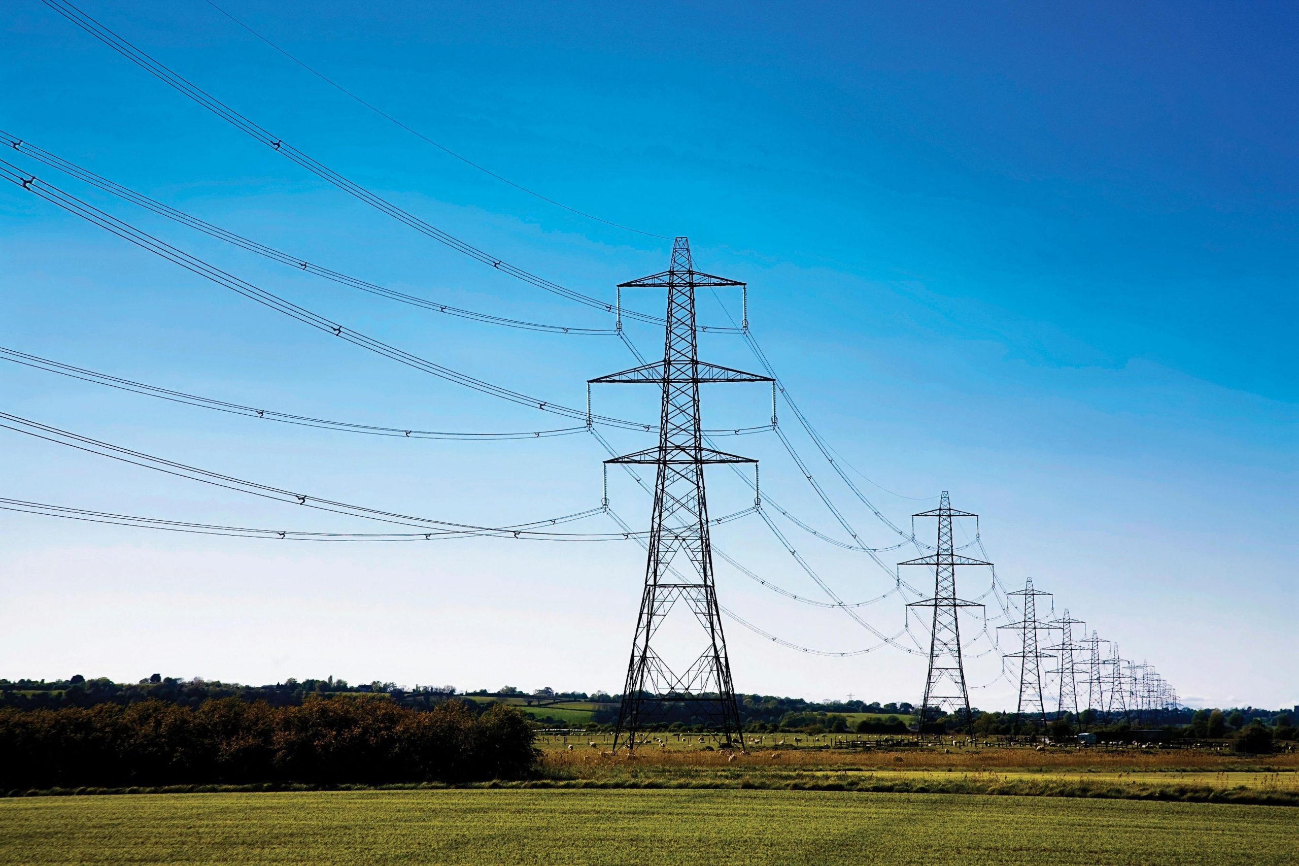 Обеспечение надёжной передачи электроэнергии: опоры линий электропередачи